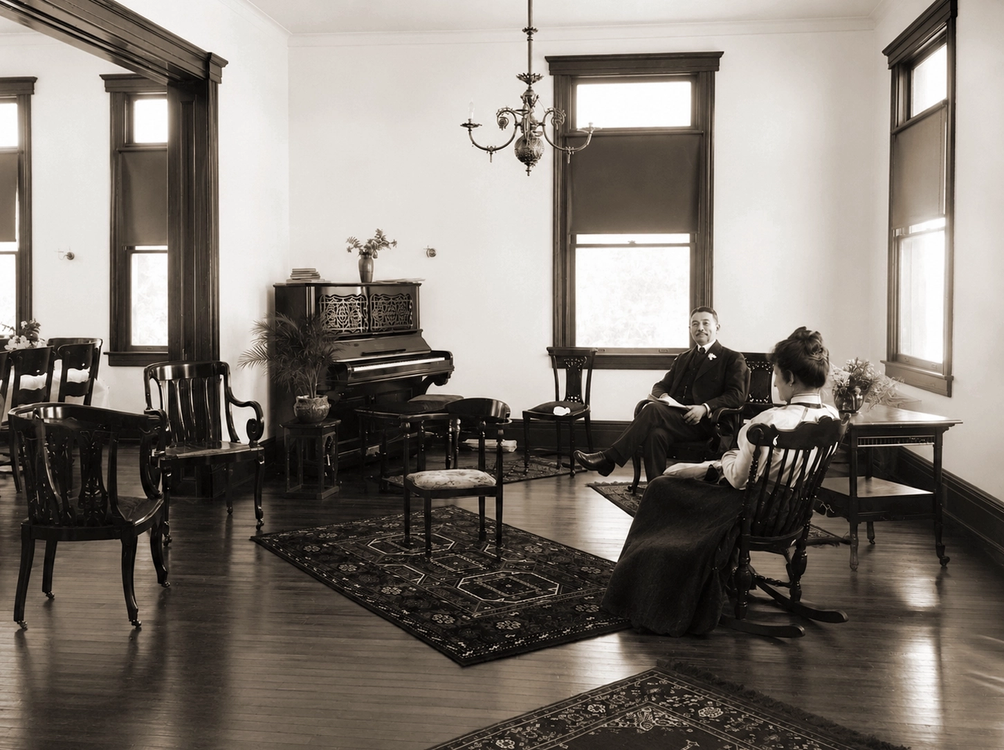 Guest sitting room at Idylease in 1904
