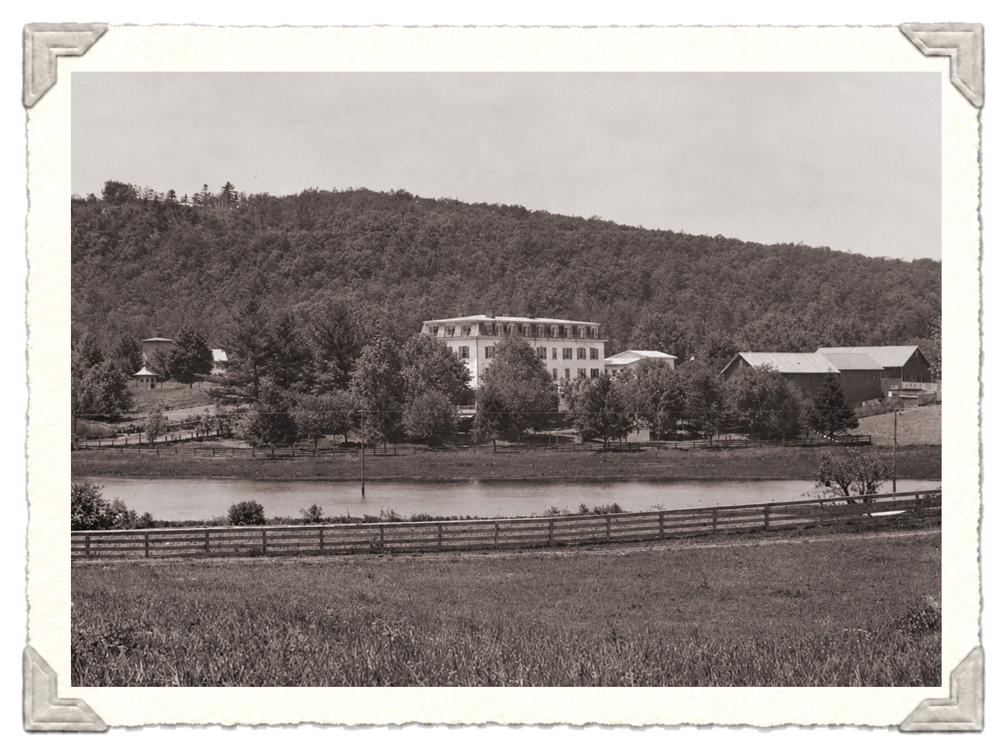Brown family estate in Newfoundland, New Jersey, part of the land later acquired for Idylease